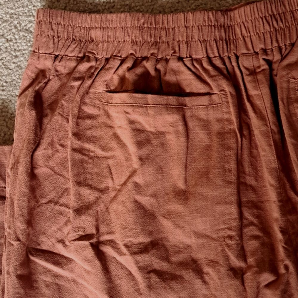 LARGE   HALARA PLICATED WIDE LEG PALAZZO CAPRI - Picture 8 of 11